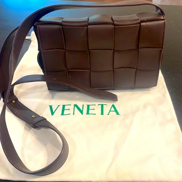 Bottega Veneta | Bags | Bottega Veneta Chocolate Brown Cassette